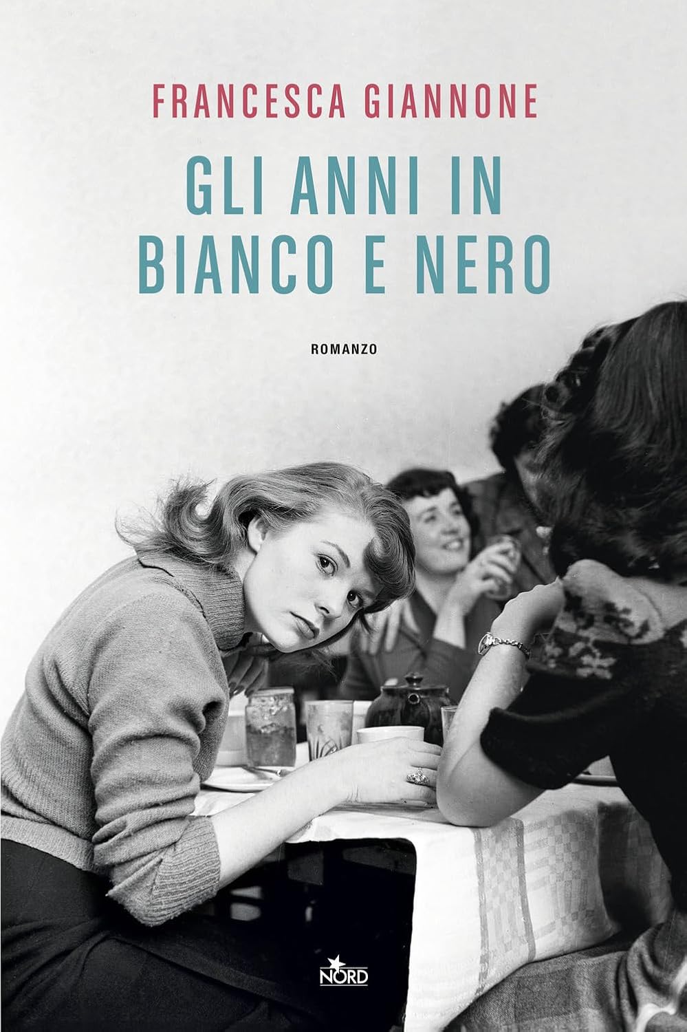 Gli anni in bianco e nero - Francesca Giannone