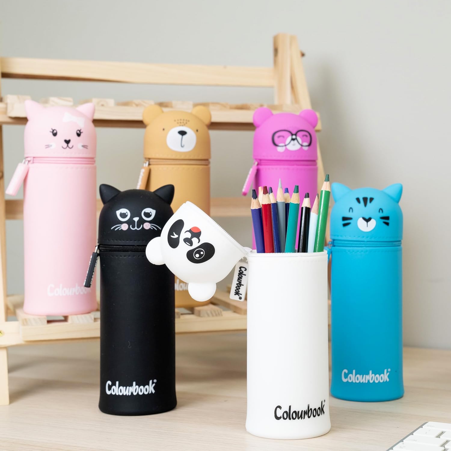 Portapenne Astuccio Goommy Pets gatto nero Colourbook