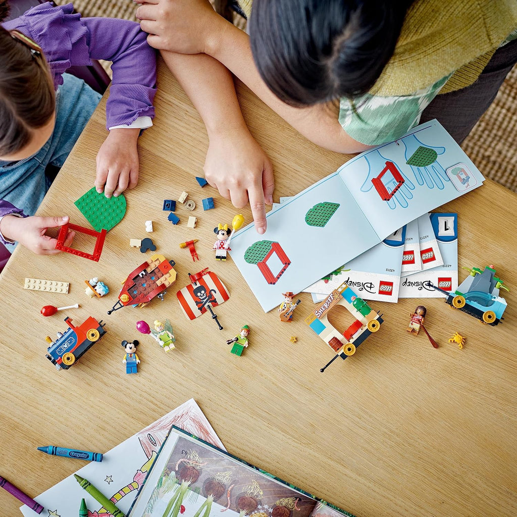 Lego Disney 43212 Treno delle celebrazioni Disney
