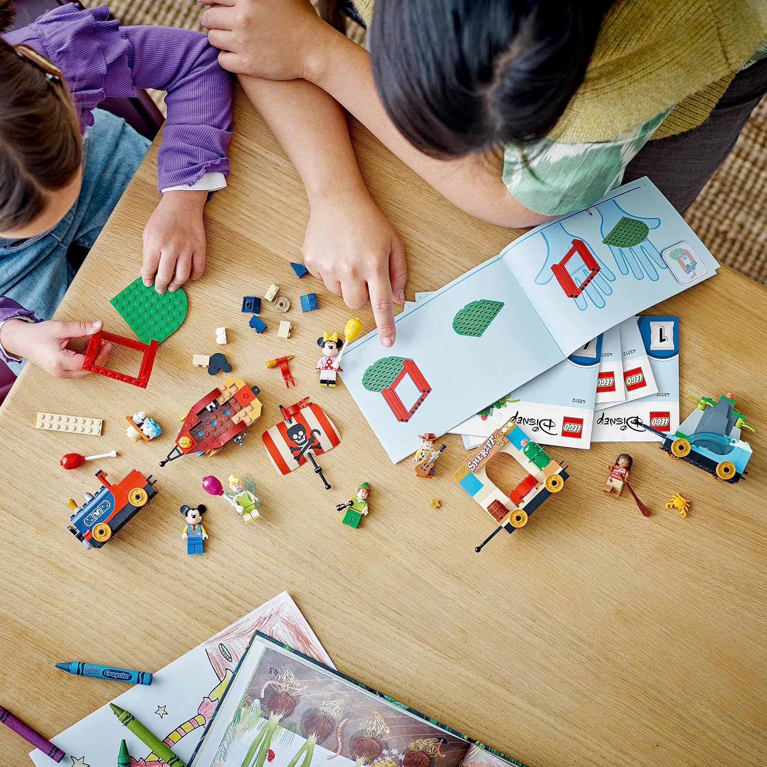 Lego Disney 43212 Treno delle celebrazioni Disney